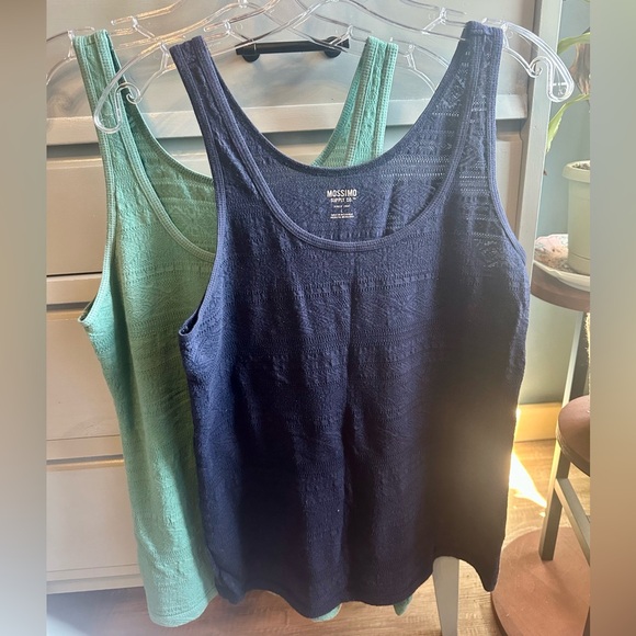 Tops - Two textured Mossimo Tanks - Large - Teal and Navy